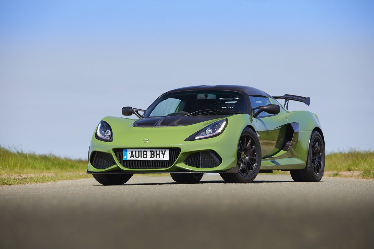 lotuscars's tweet image. You're in the driver's seat. @evomagazine this month scores the Exige Sport 410 five stars. "Instantly you feel an integral component of the car, at the heart of the process." Pics Matt Howell/EVO Magazine#Lotus70 #HandmadeinHethel #MyLotus #LightisRight