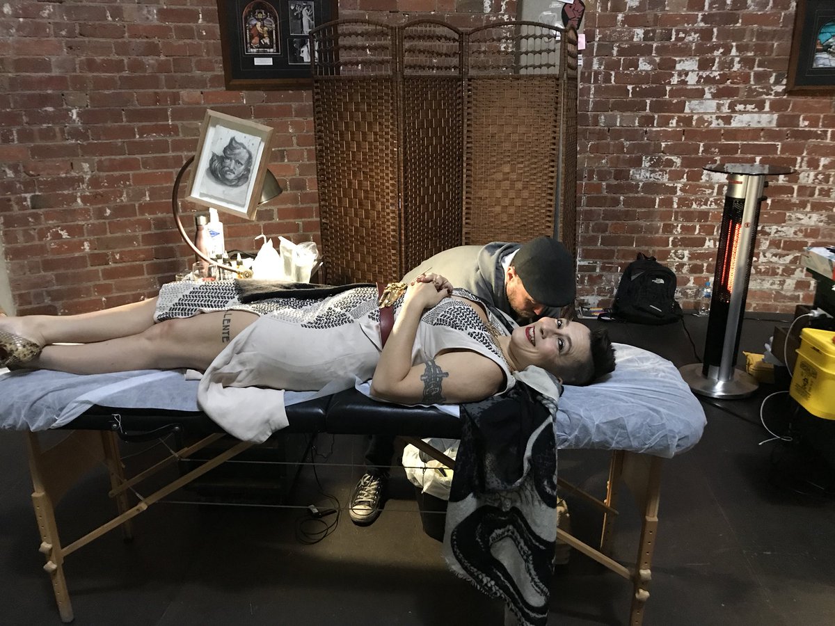 jadancarroll's tweet image. Did not have to think very hard about whether or not to get a tattoo with @MARIADAHVANA at @MelbWritersFest. She got a dragon, I got a dog. #authorcare #MWF18