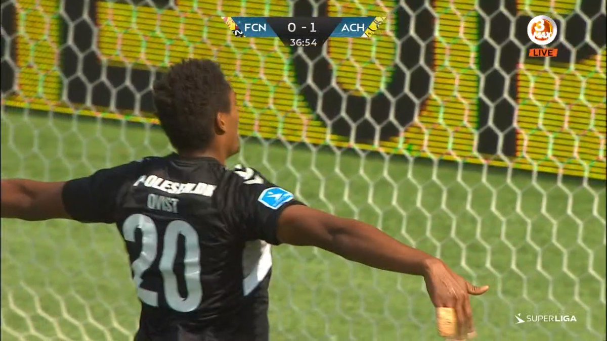 Sebastian Stanbury tweet media