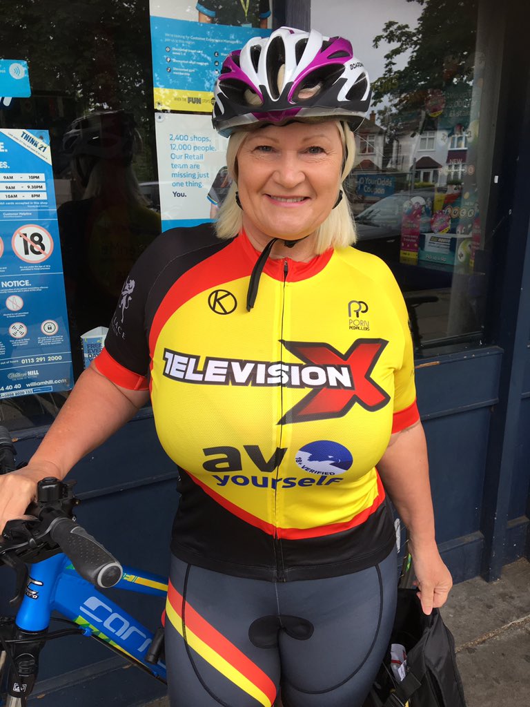 Lacey Starrs Wonderland on X: A little #cyclesunday flashback snap...  @LaceyStarrxxx with the @pornpedallers and @TVXmole ❤️❤️❤️❤️  t.coGJcXYTQjv2  X