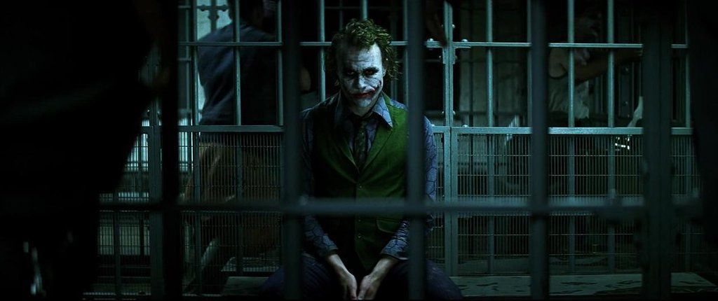 OnePerfectShot's tweet image. THE DARK KNIGHT (2008) 

Director of Photography: Wally Pfister 
Director: Christopher Nolan
More Shots: buff.ly/2vzbraX