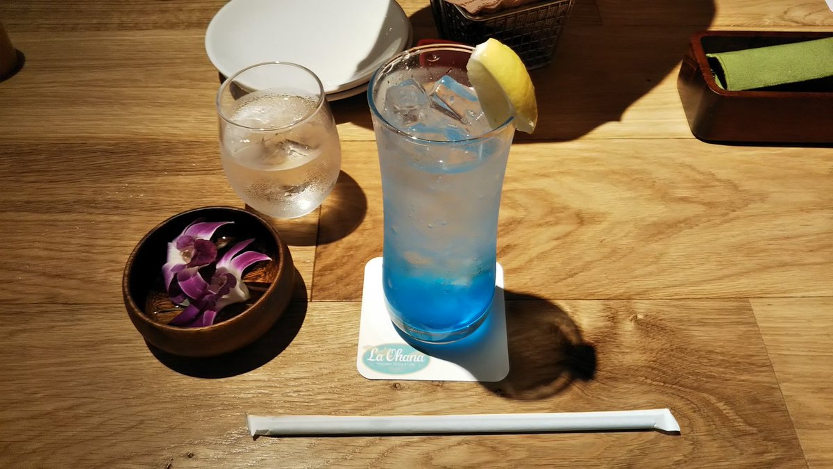 Ichikawa Tamotsu در توییتر すかいらーくグループさん初のハワイアンレストラン La Ohana ラ オハナ さん 現在 神奈川県横浜市に2店舗 権太坂店 横浜本牧店 出店されています ハワイの香り漂う店内にはハワイアンミュージックが流れ まるでリゾートホテル