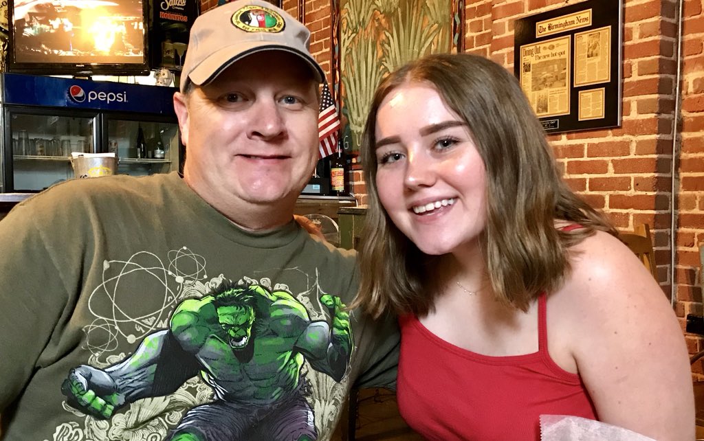 LTC_Chicken's tweet photo. @UABNews Dropped my daughter off yesterday. Great job by all involved! #BlazerMoveIn https://t.co/E3MPEk6P1R