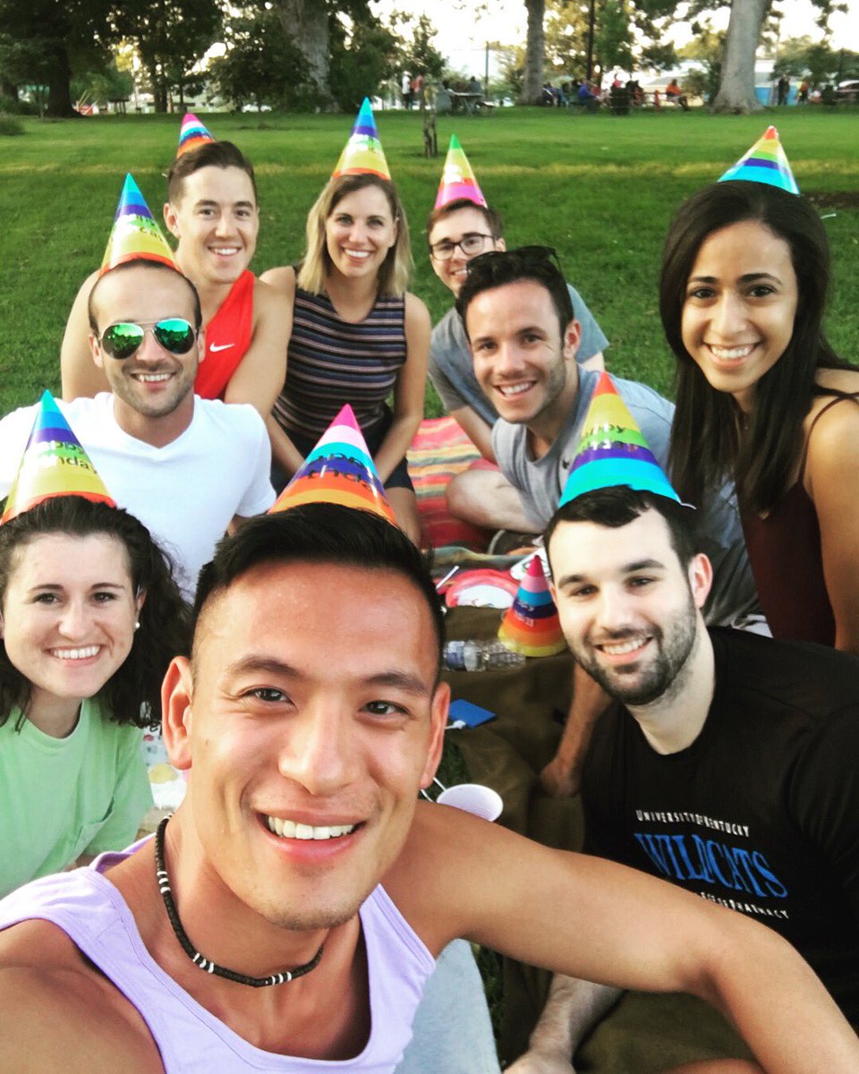 jamesxgo's tweet photo. Maybe turning 28 isn’t all that bad if you have amazing people to spend it with #ukresidency #latepost https://t.co/2EQRXWi1Dv