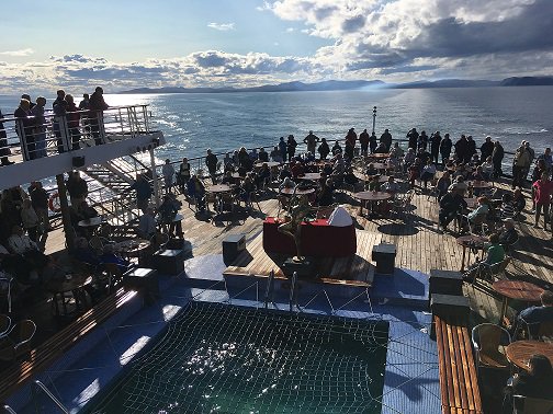 msmarcopolo's tweet image. @msmarcopolo When the rain clears the staff come out and perform for the guests and then great weather appears!