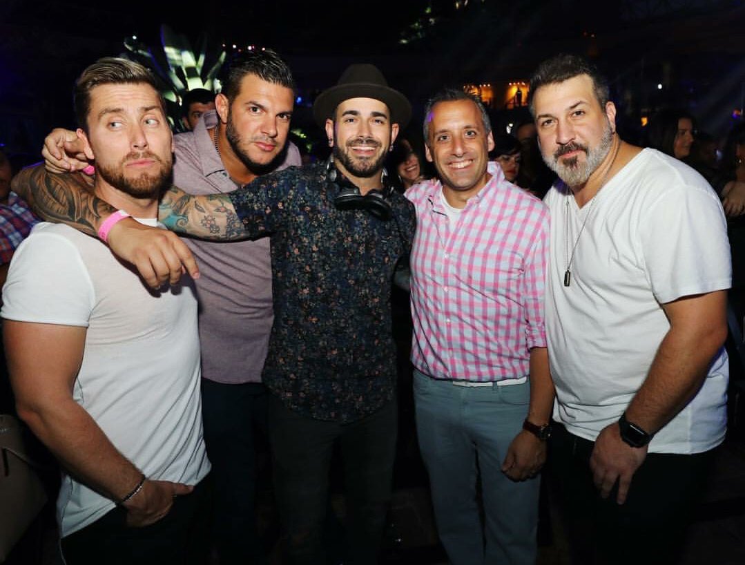 LanceBassCntrl's tweet photo. .@LanceBass and @realjoeyfatone brought the party to @poolafterdark last night! They even brought some surprise guests @LuisFonsi and @Joe_Gatto!! #EpicSaturdays #NSYNC #AtlanticCity https://t.co/3SsLHaLqUz