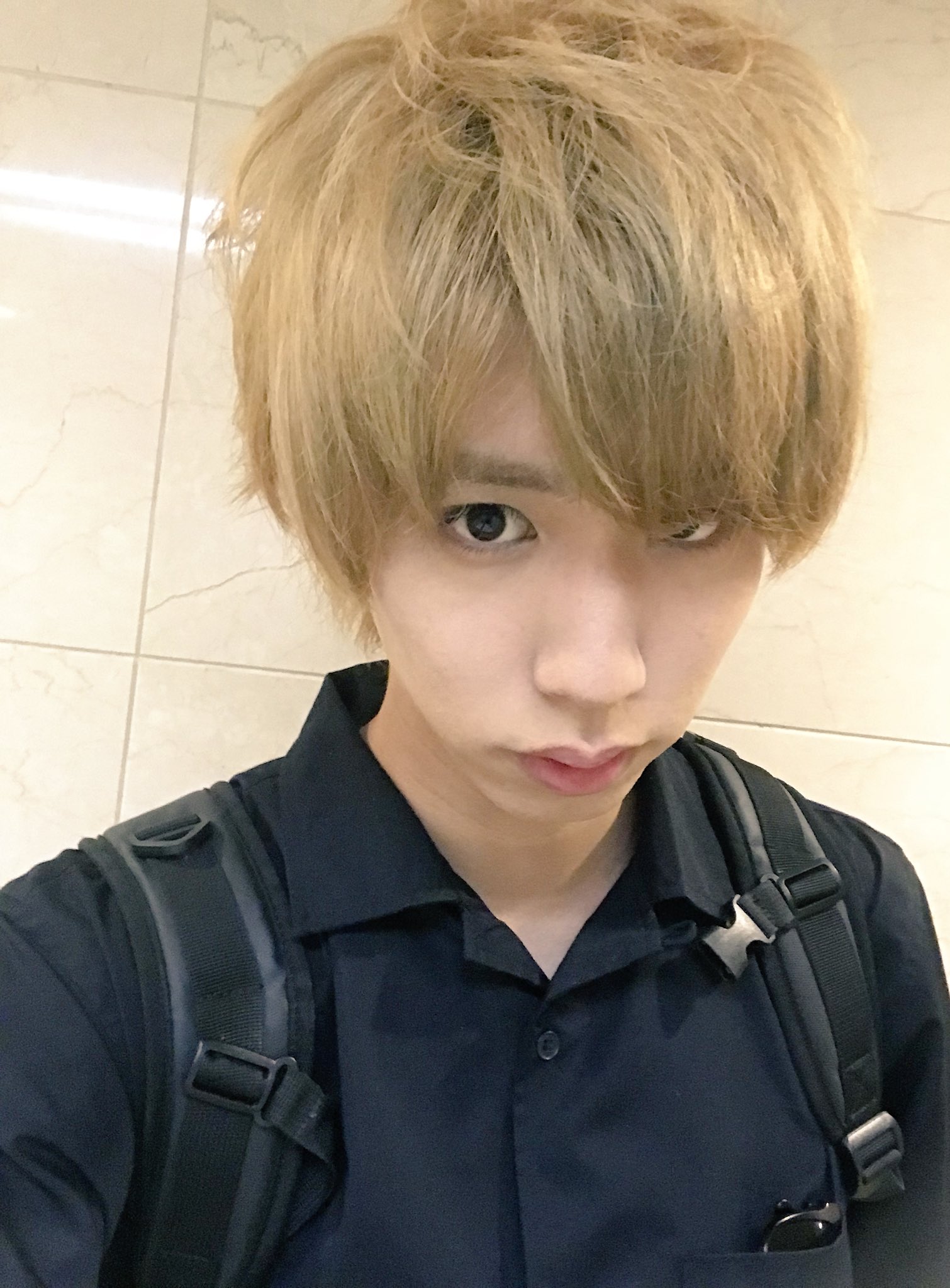 大野ちー على تويتر はじめしゃちょーってほんまイケメンやんね Fischer Sにハマる前はずっと はじめんイケメン って言ってたわ ﾎｯｺﾘ