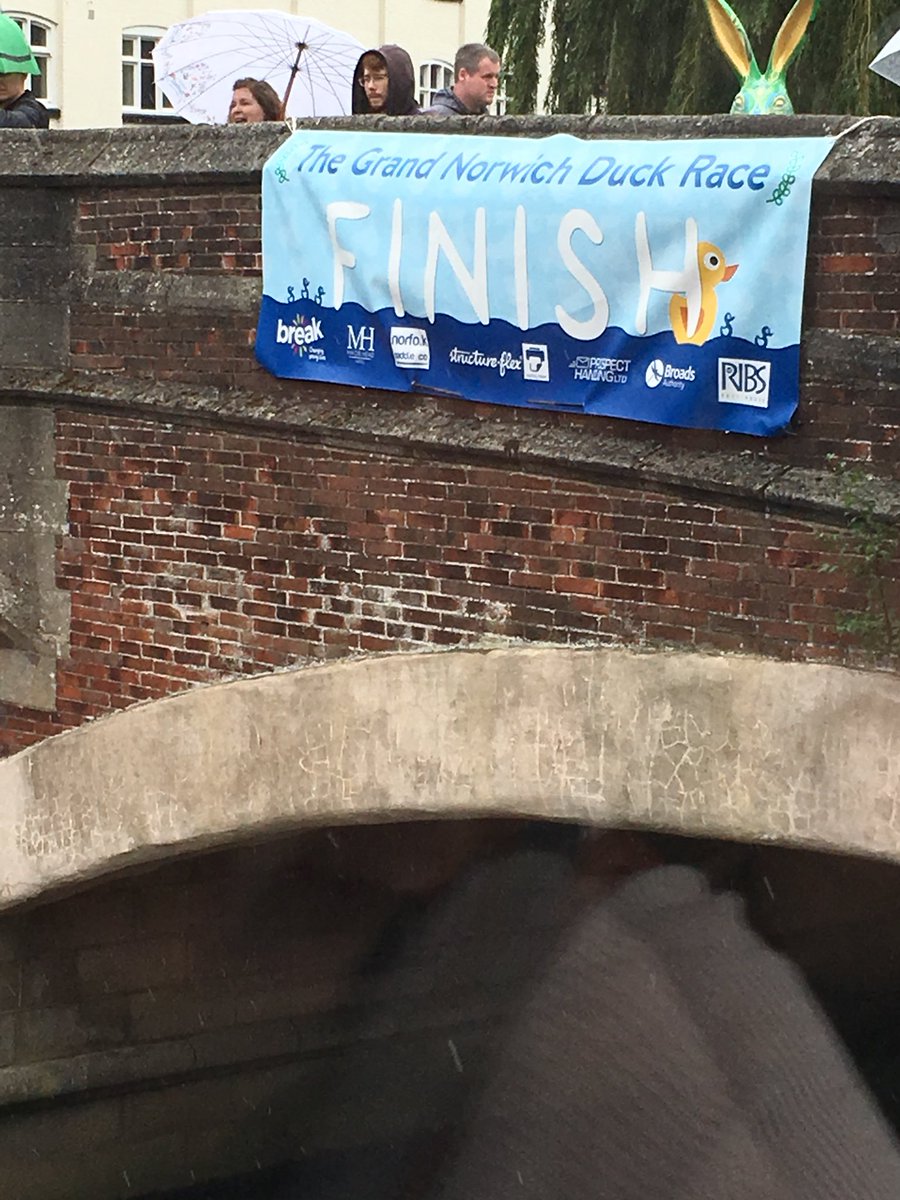 NovaFairbank's tweet image. Waiting for the duck race - hoping our Harry Quacker &amp;amp; Chamber of Commerce wins! #gndr18