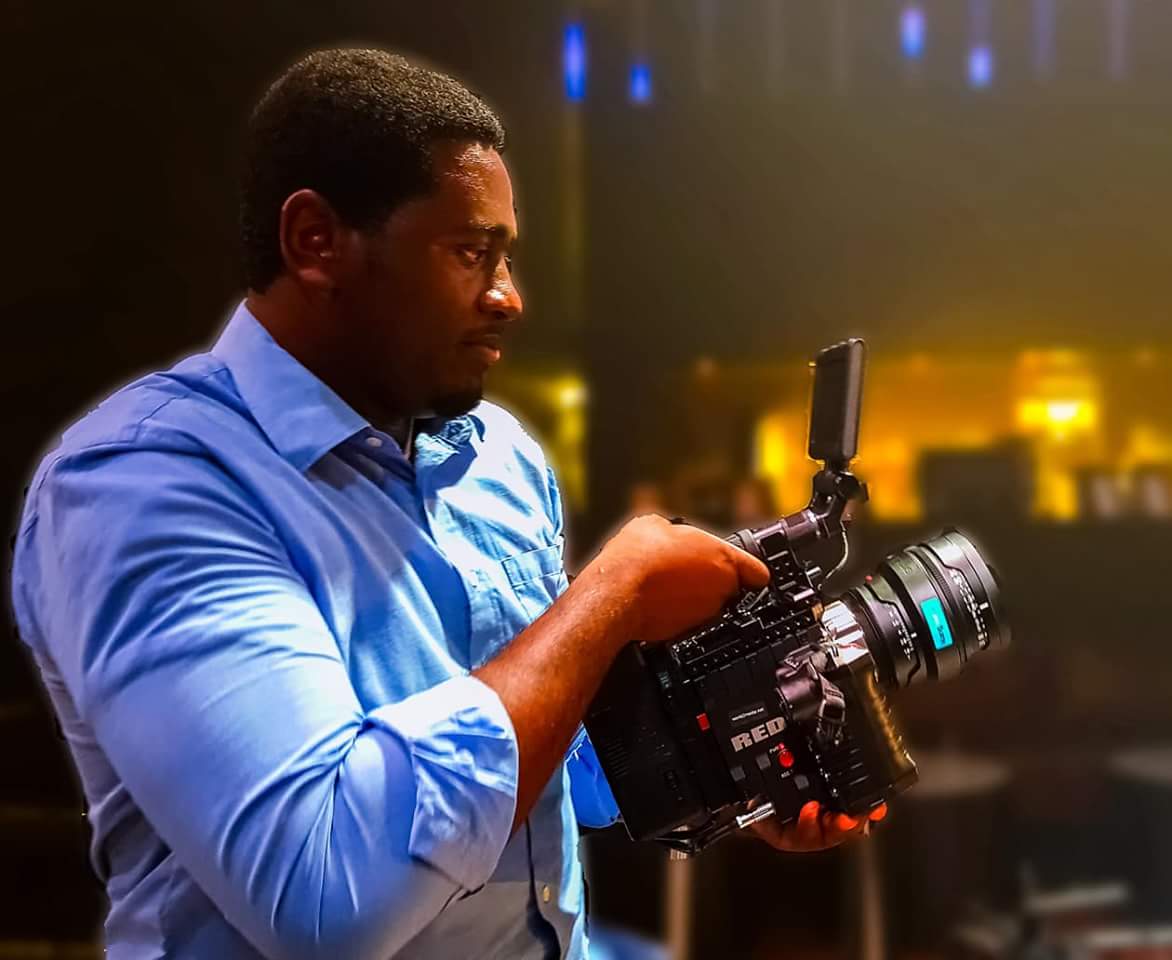 NekeWan's tweet photo. Behind the Scenes of Last week's #1Gal 💃video shoot 🎬📽 by #JustJonez. A great Thank you Mapp Media GmbH for a wonderful collaboration. 💪🎵📸💥💥

#1gal #videography @JustJonez #music #video  #Gibson_Club_Frankfurt #nekewan  #european #JustJonezmusic https://t.co/CvG5NDCQIu