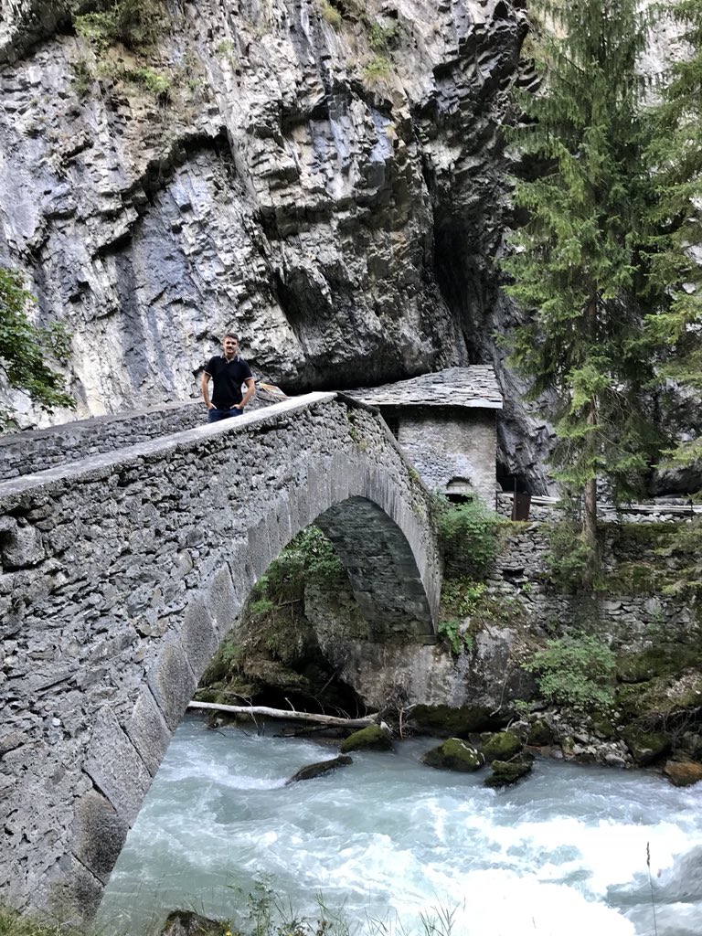 AlbieroMarcoArt's tweet photo. ^___= #aostavalley #aosta #presaintdidier #valledaosta #courma #cormayeur #courmayeurmontblanc #montblanc #montebianco #montagne #montagna #mountain #monti #italy #marcoalbiero #marcoalbieroart #albieromarco https://t.co/tYzNa7Dfns
