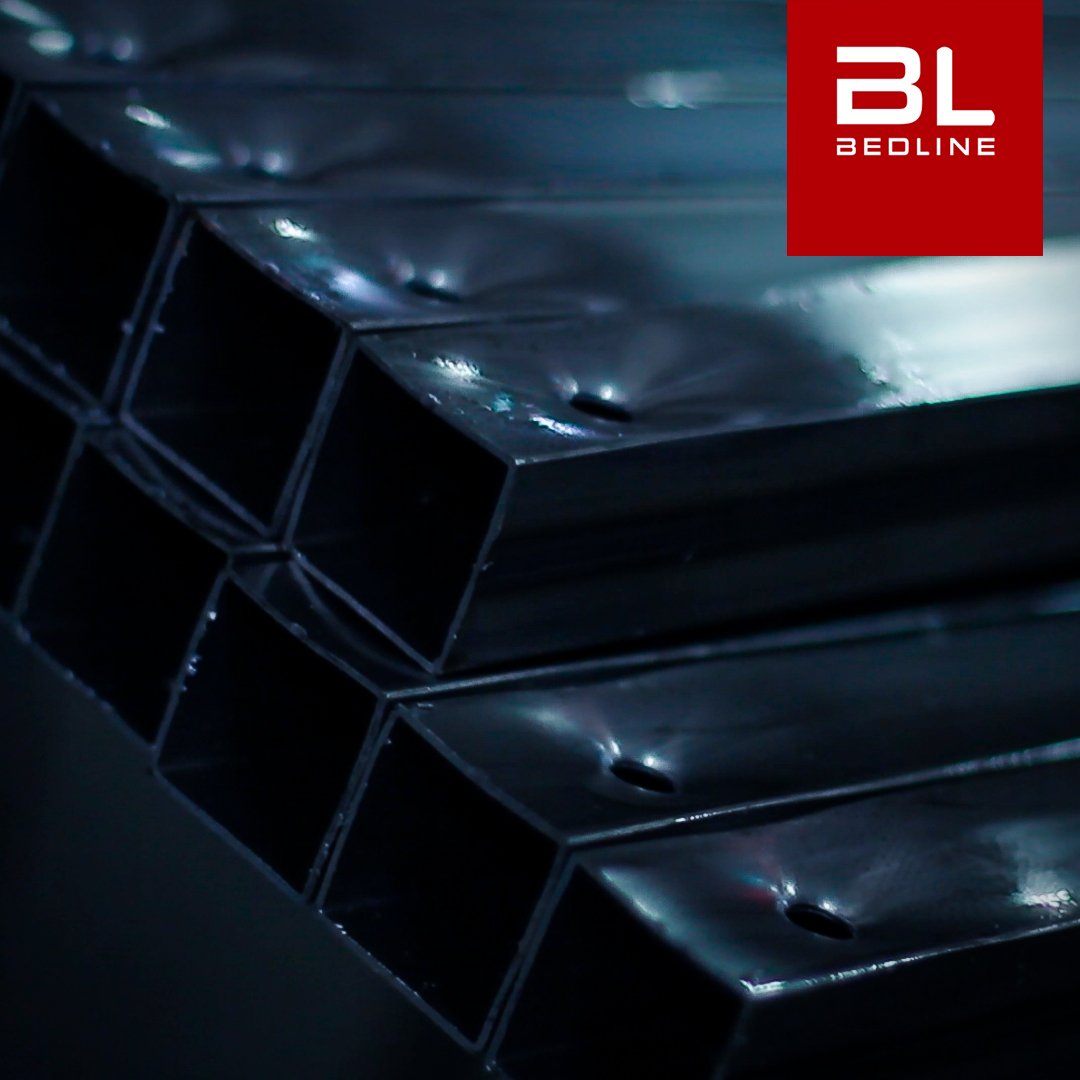 bedlineglobal's tweet photo. Empleamos los mejores materiales para que puedas tener el mejor descanso
.
#optimizatubienestar #camafuncional#canape #dormitorio #bed #design https://t.co/zb7DZ7neYI