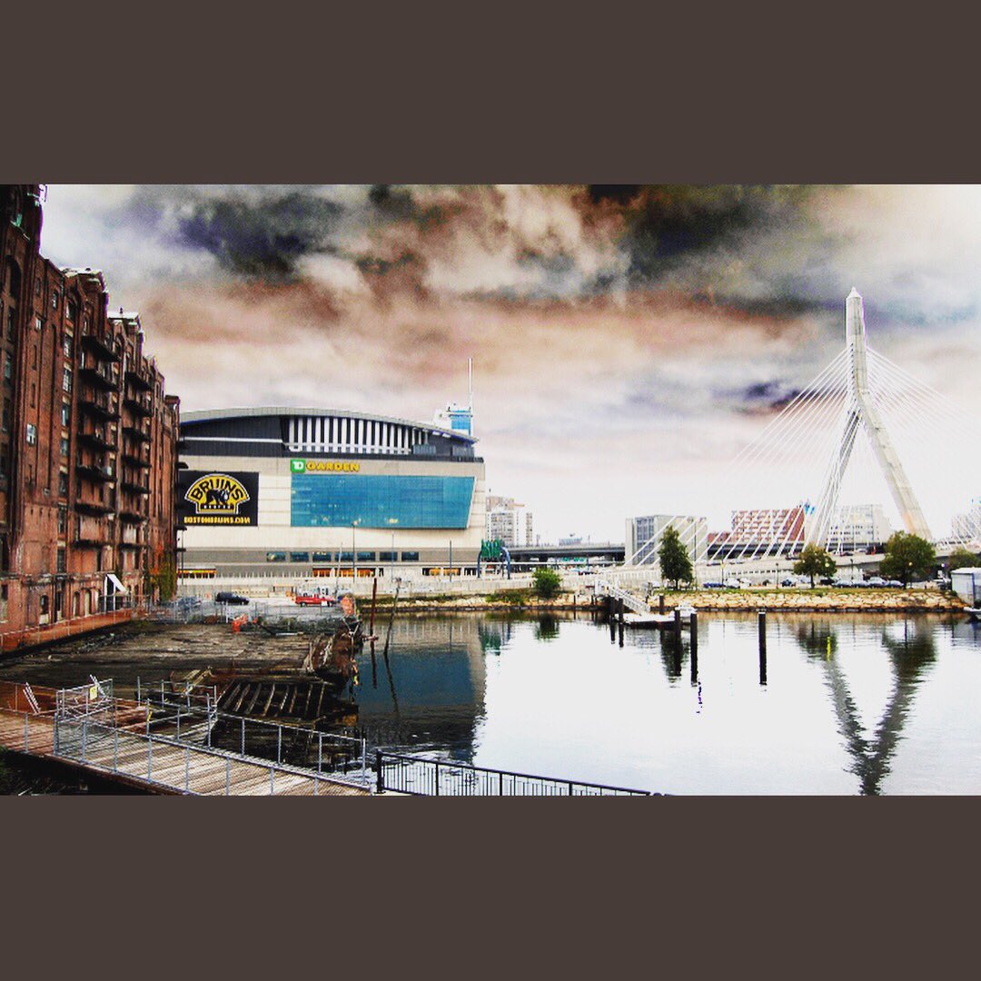delolomh's tweet photo. Les voyages se vivent 3 fois... #1èreÉtapeLeRêve #Jmoins82 #Boston #NYC #NBAtrip https://t.co/UGEHP9m2qn