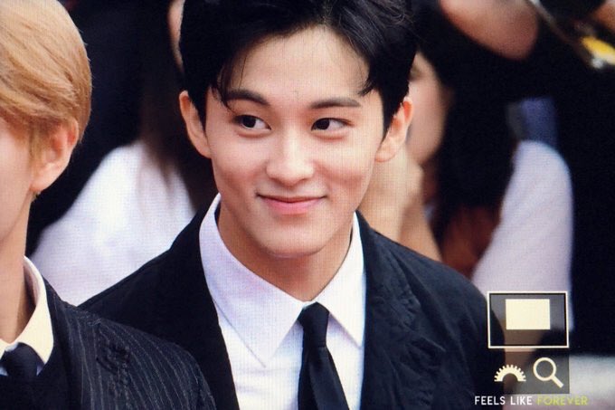 neocultthings's tweet image. No matter how much I say I love you, I always love you more than that ♡