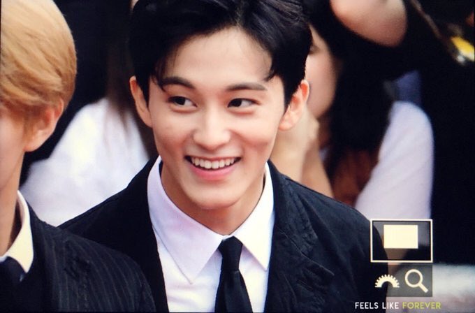 neocultthings's tweet image. No matter how much I say I love you, I always love you more than that ♡