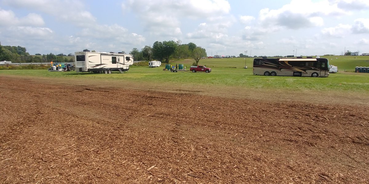 LucknowsMITF's tweet photo. This is what an army of the most thoughtful, cooperative and dedicated community volunteers can do in a few hours.  This is the #LMITF2018 site by 1pm Sunday.  Thank you so much volunteers and all you tidy campers!! Ontario - this is the festival you want to be at! ❤️ https://t.co/QhVtHcRsNZ