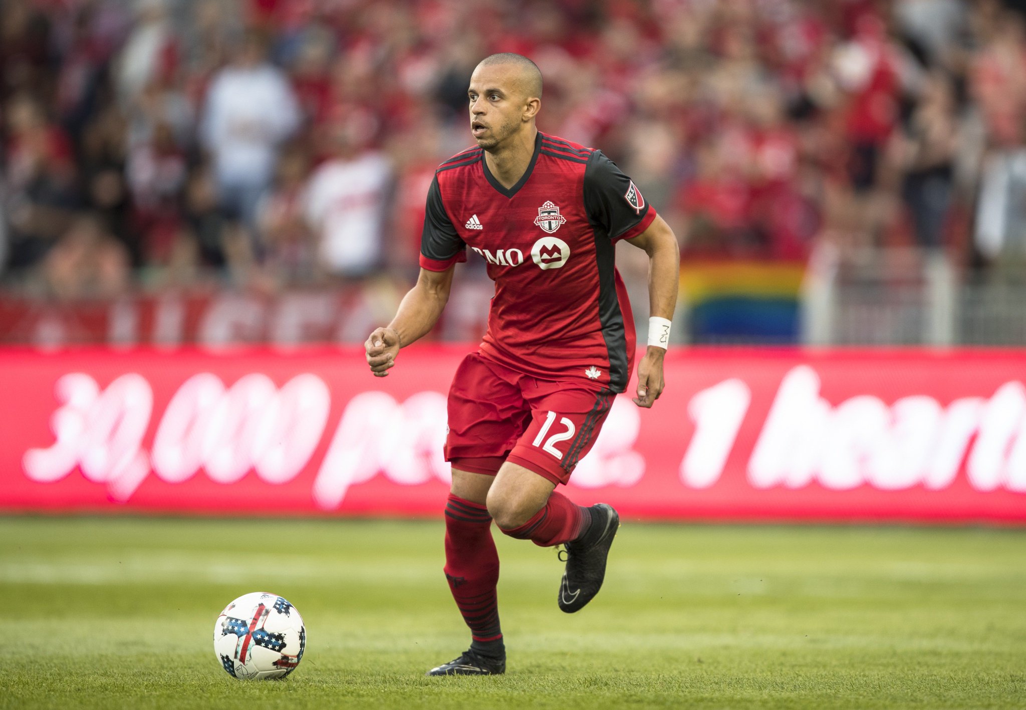 Today we celebrate the 3 5  birthday of Jason Hernández!
Happy Birthday  