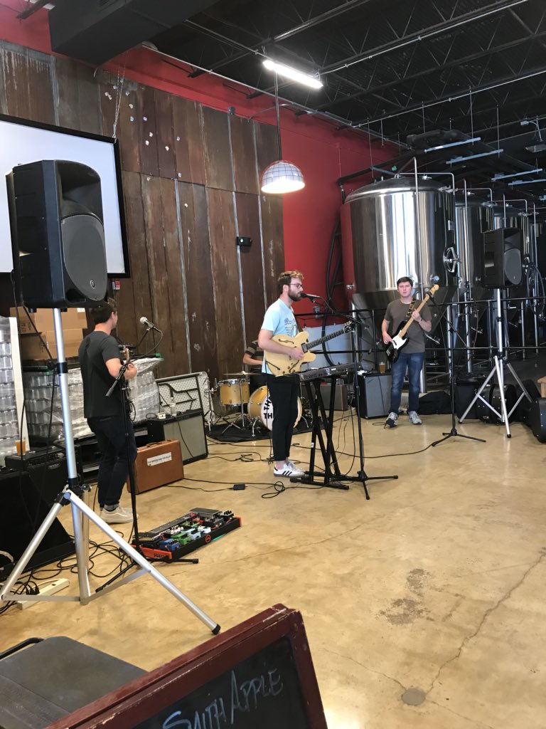 mesch_aza's tweet photo. Welcome to Jam4Sam 2018 at Red Hills Brewery! https://t.co/EcA6jFmQBC