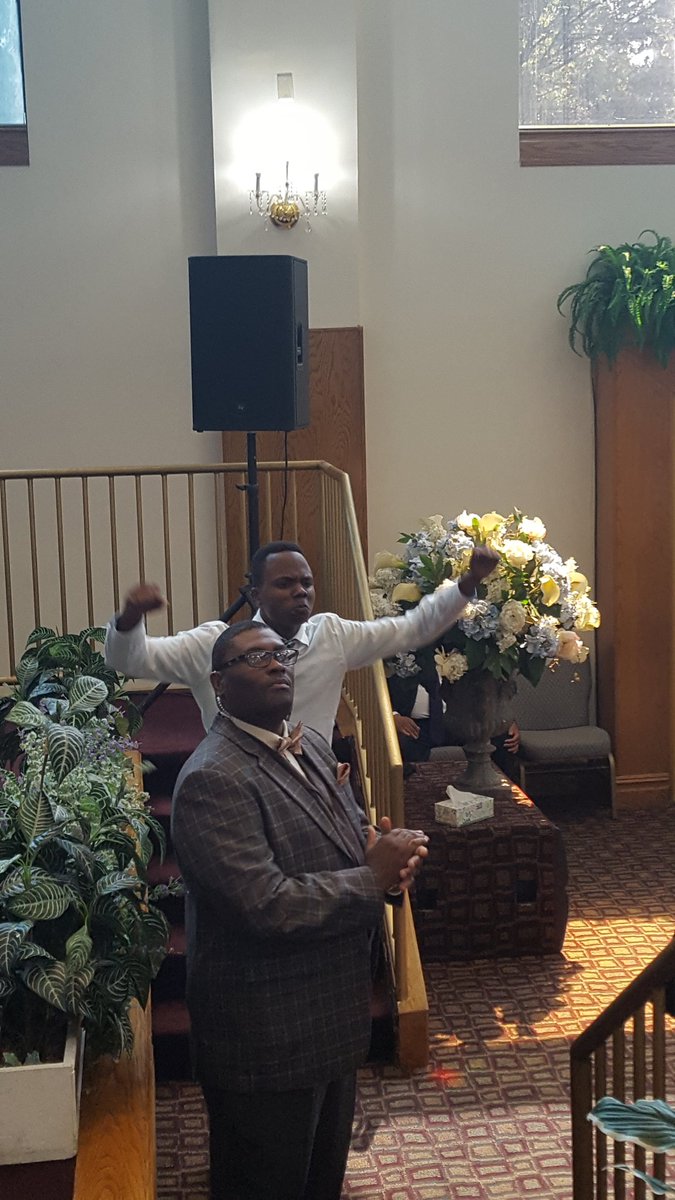 RevMikeMitchell's tweet image. New LIFE tabernacle Brooklyn Sunday morning revival service with Evangelist Marcues Baptise, 12 recieved the holy GHOST this morning , between
NLT &amp;amp; CACC.  20 recieved the holy ghost this weekend. Thank you Jesus