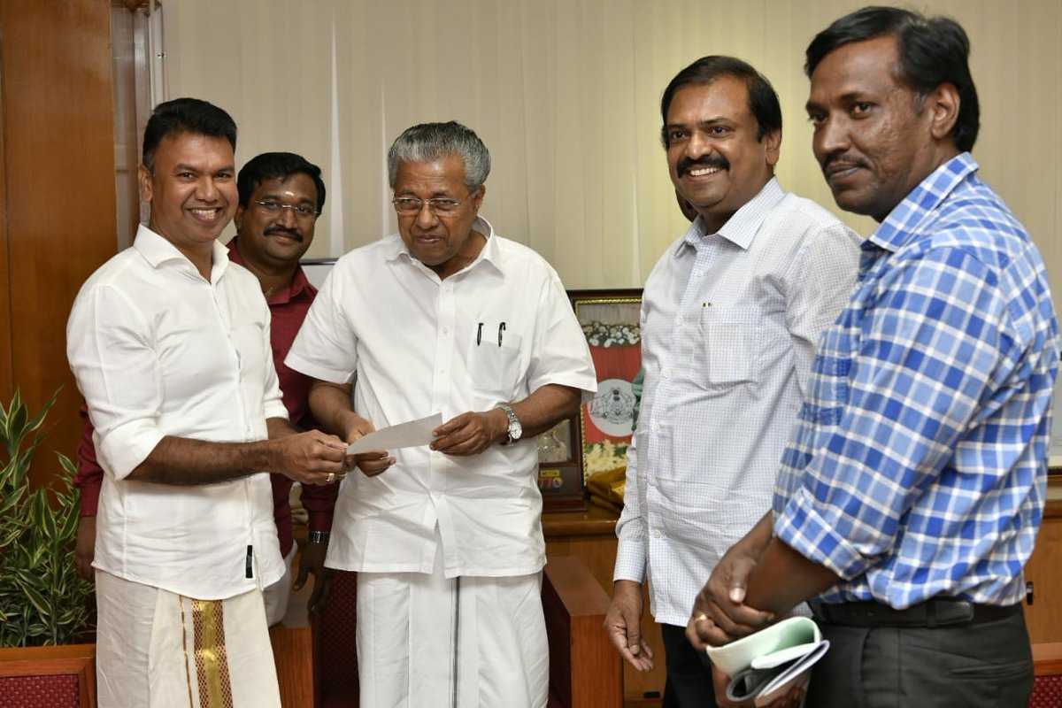 CineTimee's tweet photo. Producer Of #UliyinOsai #Pensingam SN #Jayamurugan Sir Chairman Of @SNJGrp SNJ Group's of Companies Donated 2⃣5⃣ Lakhs Towards Chief Minister's Distress Relief Fund Kerala !
#KeralaFloods ! #KeralaFloodRelief ! @saravananpro !
#CineTimee ! https://t.co/BH9Q98gA9r