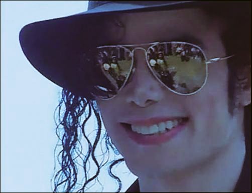 210lauramary's tweet photo. Enjoy a lovely Blessed Sunday loving #friends and #mjfam L.O.V.E to all 🤗❤ @kary_7ok @MJloveCK @carmelamorelli1 @MJFollower777 @michaelxscape58  @Mickey_Mj1 @TheMJLegion @themagicalmjj https://t.co/2dSOn3Ttbt