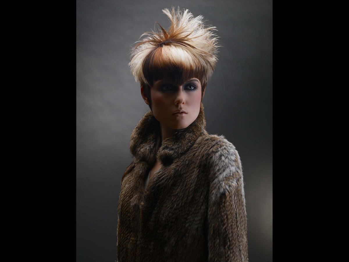 jmurworld's tweet photo. Amazing beauty shoot I created with @josephcartright @cbensonhair @thelynchonian in New York City
#beauty #makeup #hairstylist #instastyle #photooftheday #jmcreative #jmurworld #fashionstylist #artdirector #newyorkcity #instastyle #fashionblogger #vlogger https://t.co/PQQiBu57ba