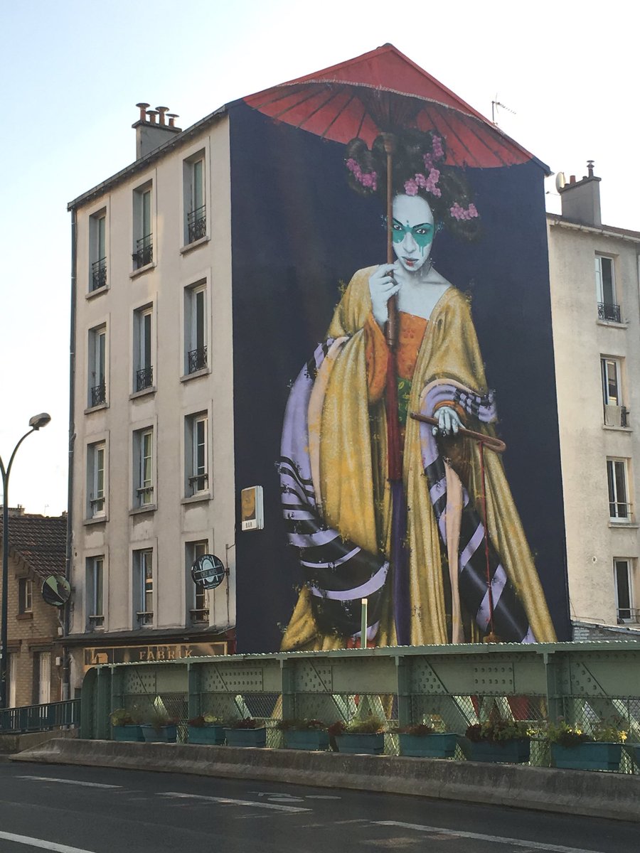 styl411's tweet photo. #Paris https://t.co/lQC95AW3vN