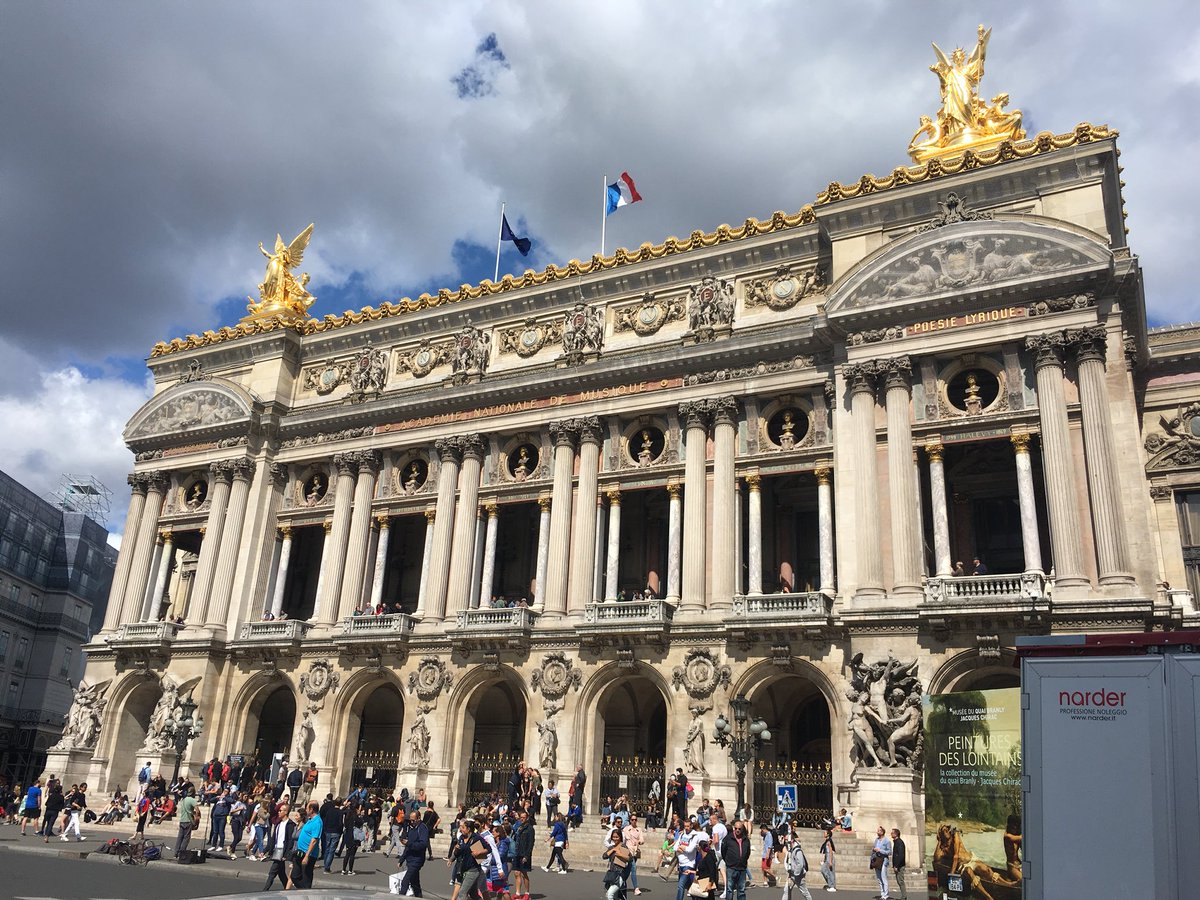 styl411's tweet photo. #Paris https://t.co/lQC95AW3vN