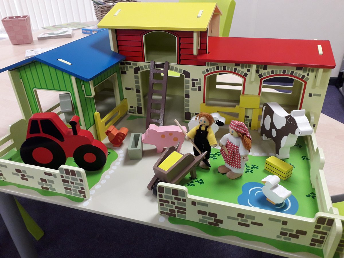 Rainy day DIY today! Kitchen and farm built and ready to play with-our pupils will love them! Pre-school, Reception and Y1 places still available! #Parklands #Locking #EducateTogether
