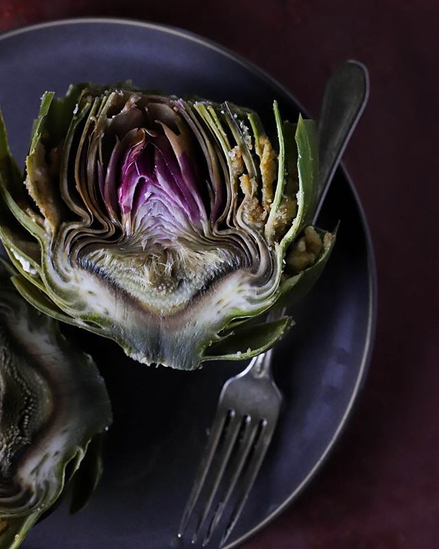 gannskitchen's tweet photo. I've said it before, I'll say it again. Artichokes are GORGEOUS. Okay, they're delicious, too! Check out this recipe for Stuffed and Steamed Artichokes.⠀
https://t.co/3zlPCrNOAI⠀
⠀
#artichokes #steamedandstuffed #stuffedartichokes #hautescuisines #he… https://t.co/9hoWcx9wwy https://t.co/dMQZUXkoaI