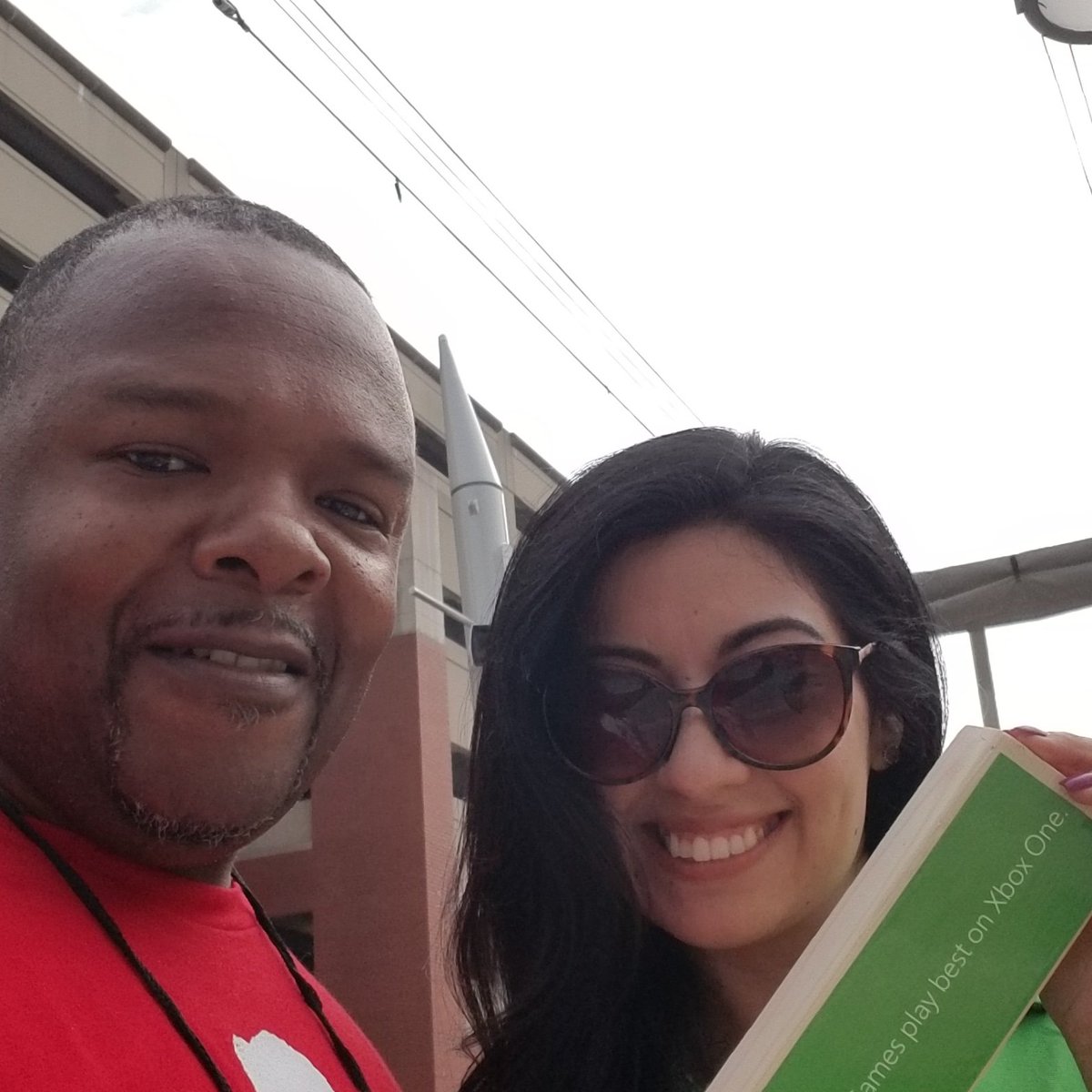 badmanmj's tweet photo. #xboxvendingmachine https://t.co/fEnWDFTUNP