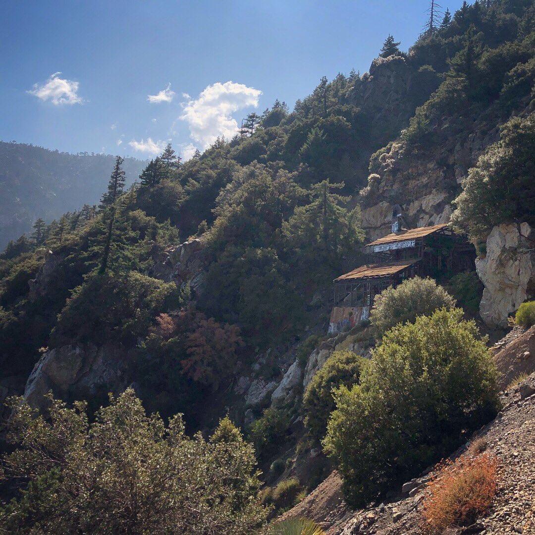 BeOutsideNow's tweet photo. #Hike72 - #BigHornMine from #VincentGap. Hot August days are a great reason to hit the high country. #52HikeChallenge #104HikeChallenge https://t.co/67vlKeOUub