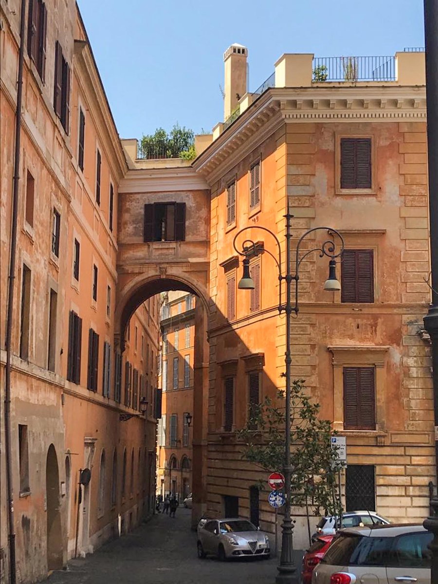 SeeRomeWithMe's tweet photo. Somewhere in Rome... an endless love poem
#rome #eternalcity #rometourguide #travelwithme #rometrip https://t.co/FTbd5cHERH