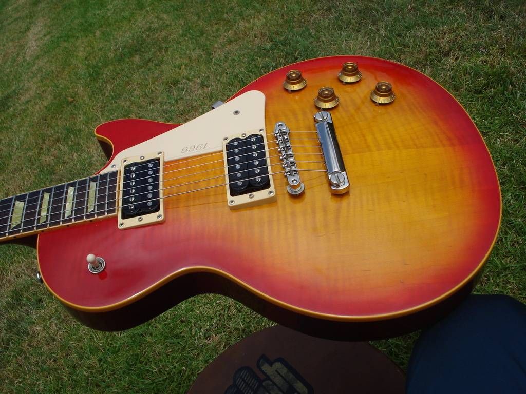 2000 Gibson Les Paul Classic Plus Sunburst Standard 1960 Slim Neck ABR-1 Bridge

buff.ly/2PnrkXQ

#guitar #guitars #bestguitarsite #gibson #gibsons #gibsonguitars #gibsonguitar #GibsonLesPaul #LesPaul #forsale