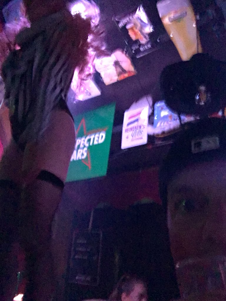 Nolling82's tweet photo. #heineken #unexpectedbar https://t.co/jEfL5aiwUu