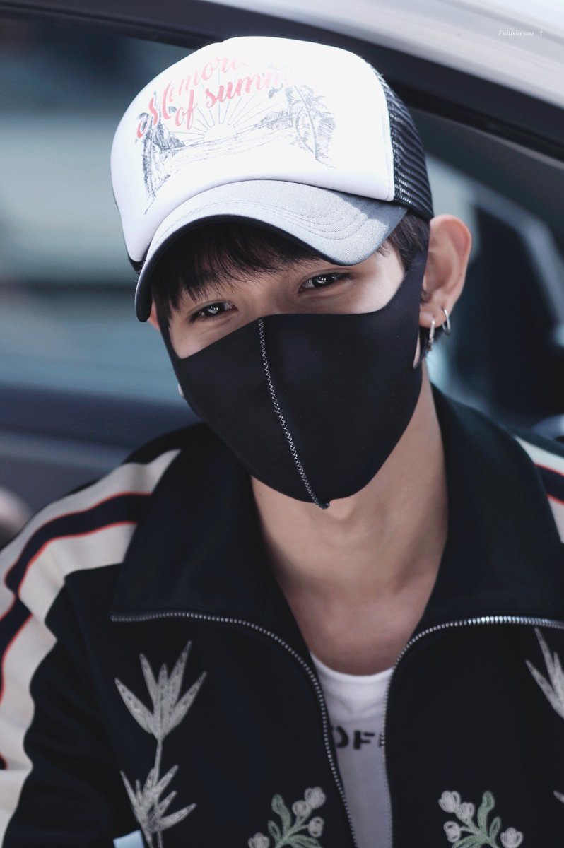 Faithinyou_S's tweet photo. 180826 

❤️👀❤️

@bravepunch0117
#SAMUEL #KIMSAMUEL #사무엘 #김사무엘 https://t.co/ir8o2zr6N8