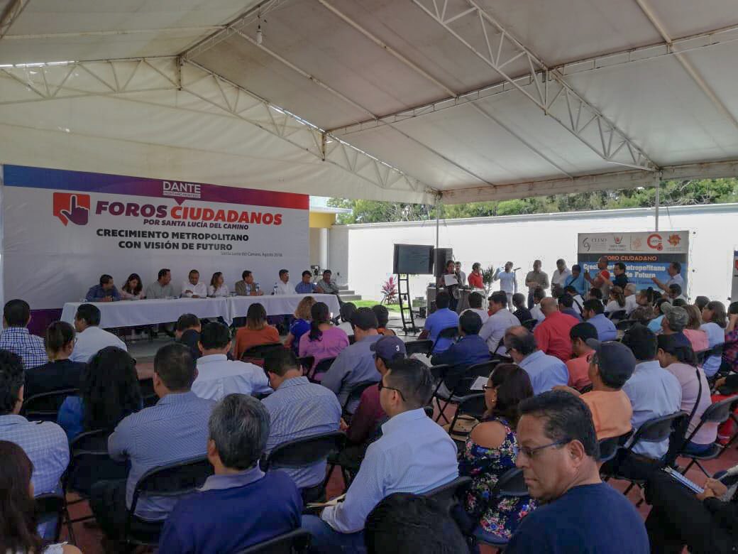 bypmexico's tweet photo. Hoy iniciaron los foros ciudadanos para escuchar las problemáticas y necesidades de la población así como vértir propuestas técnicas y viables para el inicio de la cuarta transformación en el municipio de Santa Lucía del Camino encabezados por el presidente electo @DANTEMONTANO https://t.co/A8sKmZIlwW