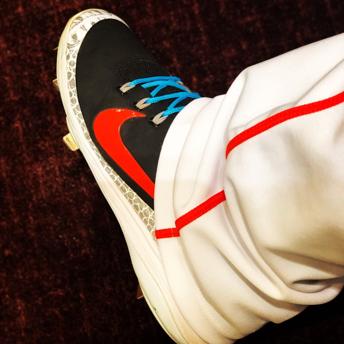 More #playersweekend snakeskins with the #marlins blue laces 👌🏽 #smalldetails