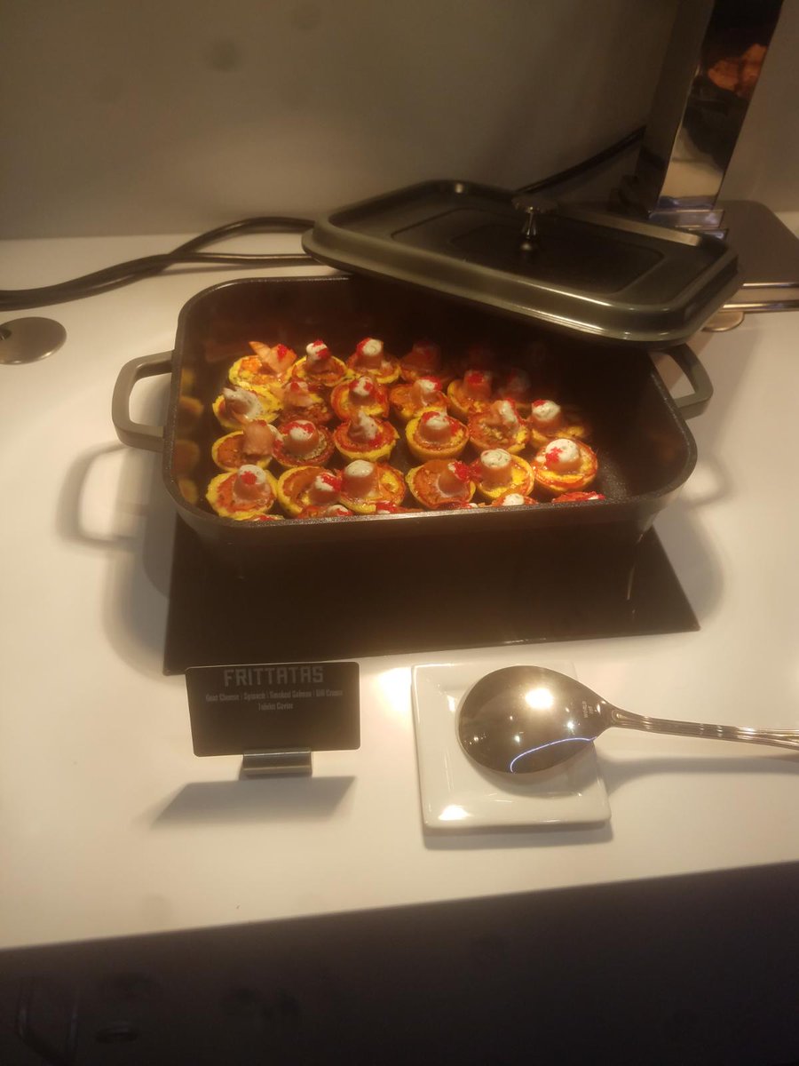 FiservforumChef's tweet photo. #levylife #BuildTheFuture #levyrestaurants #Food #foodgameonpoint #fiservforum https://t.co/jEdnU54WFj
