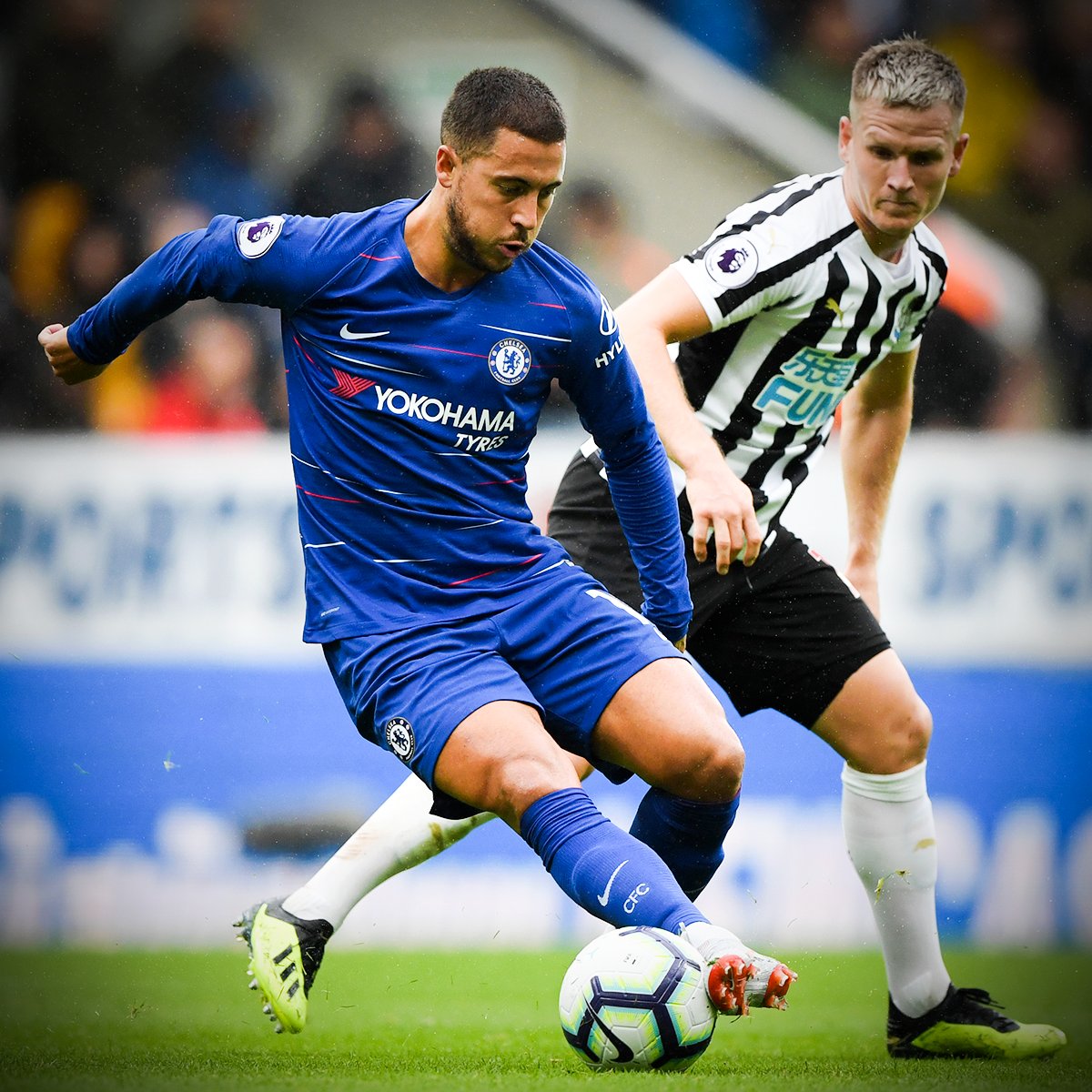 brfootball's tweet photo. Could watch @hazardeden10 play all day 🎩✨ https://t.co/Am2Cb9VRr8