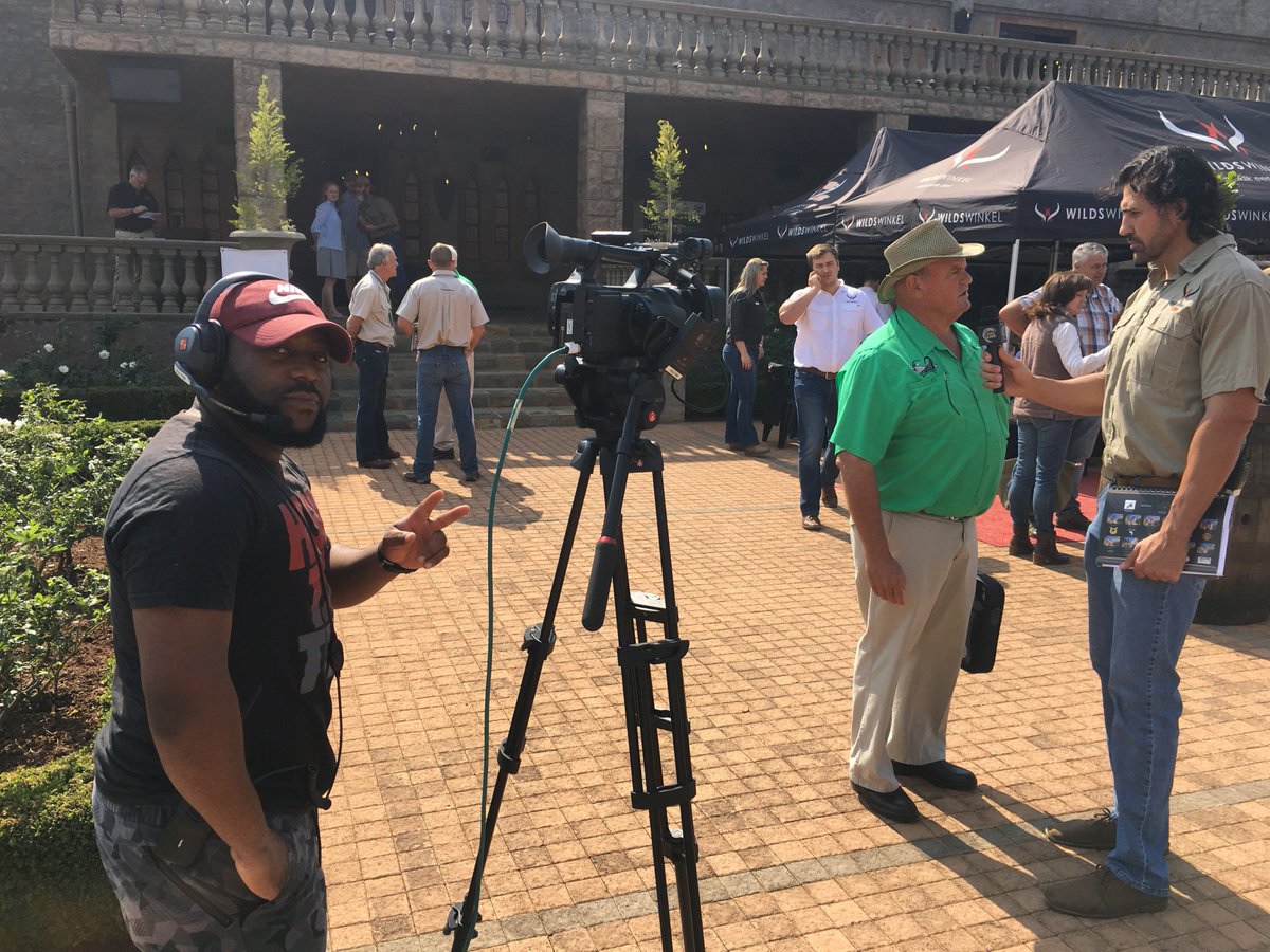 AFRILIVE's tweet image. The 2018 Benchmark Game Breeders Auction was brought to you by @Wildswinkel and was produced and Live Streamed by Afri Live Stream and Productions, proudly sponsored by Meadow Feeds #BenchmmarkGameBreeders @BenchmarkGameSA @bjvgamebreeders  @ChimoyoWildlife @VictorMatfield