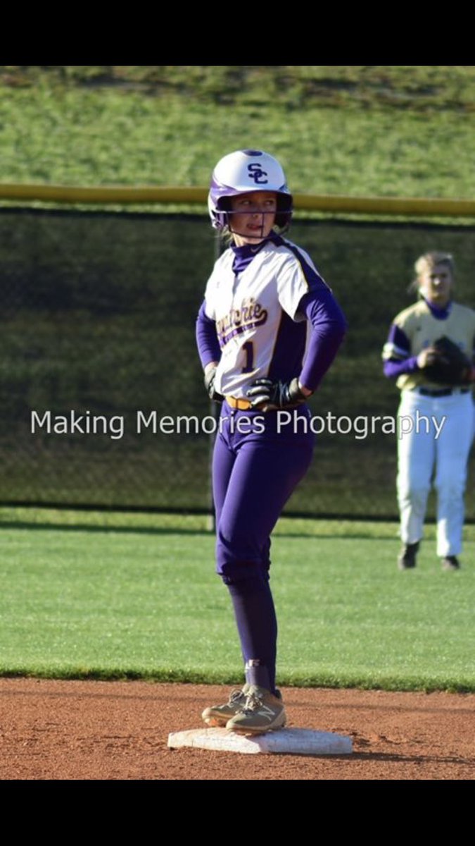 gracie22tate's tweet photo. Happy Birthday Icy! Hope your day is as great and funny as you are ๐๐ #idontlikewhippedspread #godbladder https://t.co/m473jBmlCp
