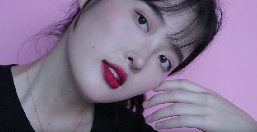 Red lip makeup tutorial youtu.be/_zfW13fu6ZI #koreanmakeup #koreangirl #prettykorean #redlip #koreanlipmakeup #koreanmakeupnatural #makeuptutorial #makeupartist #makeupAddict #cosmetics #koreanmakeuptrend #mac #retro #matte #lipstick #korean