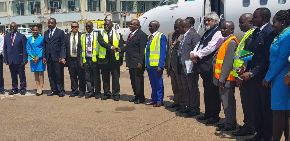 UgandaCAA's tweet photo. Air Tanzania has resumed flights in and out of Entebbe Airport and will be flying four times a week. The Minister of State, Transport, Hon. Aggrey Bagiire and his Tanzanian counterpart, Hon. Isaac  Aloyce Kamwelwe presided over the launch. @MoWT_Uganda @AirTanzania https://t.co/Qbzg422D5X