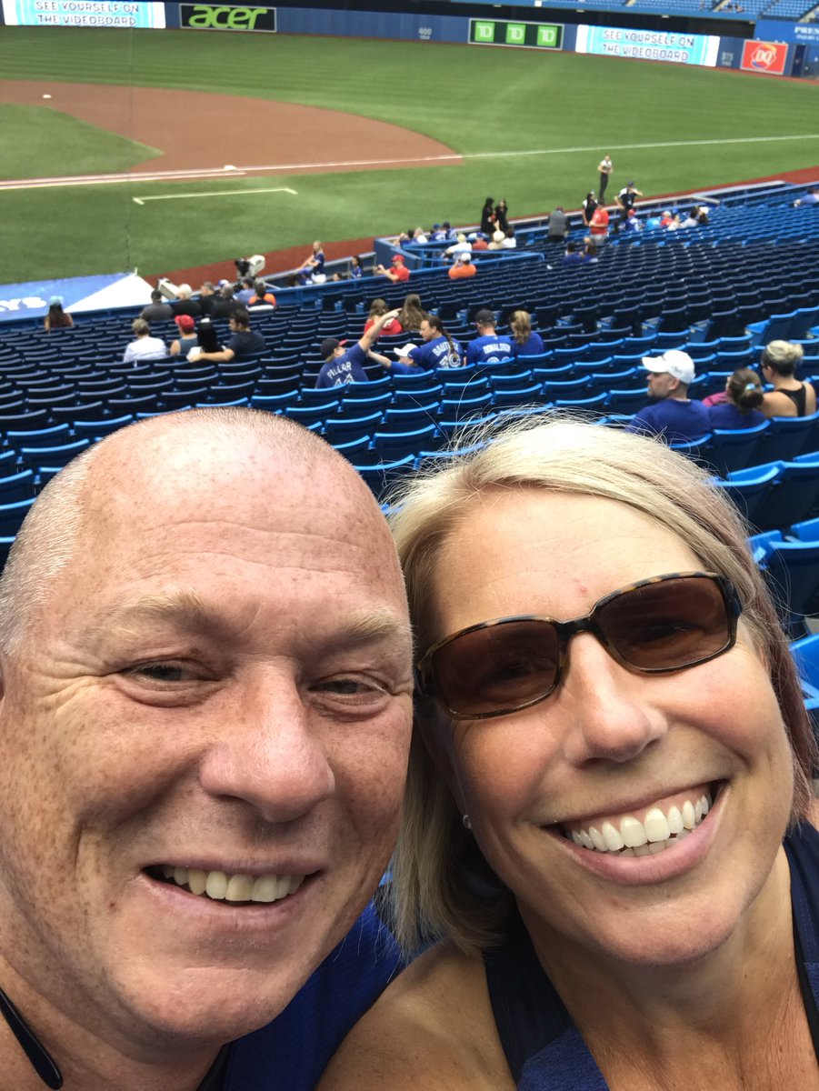 mrsruthinglis's tweet photo. Beginning and ending (not quite yet) the summer with @WeDoGymRight and @BlueJays #LetsGoBlueJays #OpentheDome 💙⚾️💙⚾️ https://t.co/XpKaFZbcfT