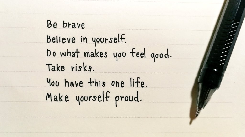 SayCoolEnglish's tweet image. ⠀
⠀
จงกล้าหาญ
เชื่อมั่นในตัวเอง
ทำสิ่งที่ทำให้คุณมีความสุข
กล้าที่จะลองเสี่ยง
คุณมีชีวิตเดียวเท่านั้น

— จ ง ทำ ใ ห้ ตั ว เ อ ง ภู มิ ใ จ.