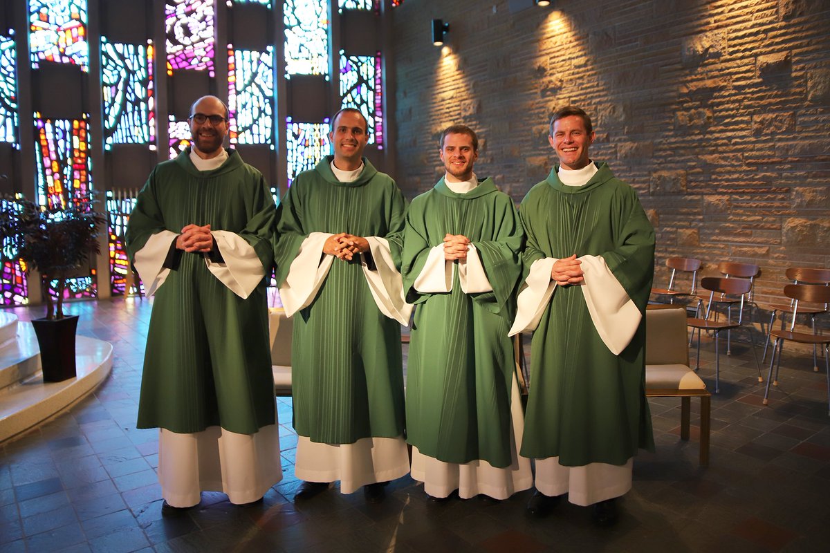 Holy Cross Vocations tweet media