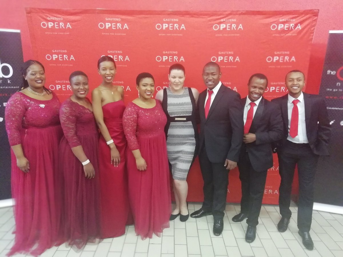 TarynVictor's tweet photo. We spent the afternoon at the #TinTownTheatre watching the unbelievable talent of the @GautengOpera. The energy and talent on the stage was absolutely amazing!
#gautengopera
#OperaForEveryone
#DiaryofaWhimsicalGirl https://t.co/Juew82XYZN