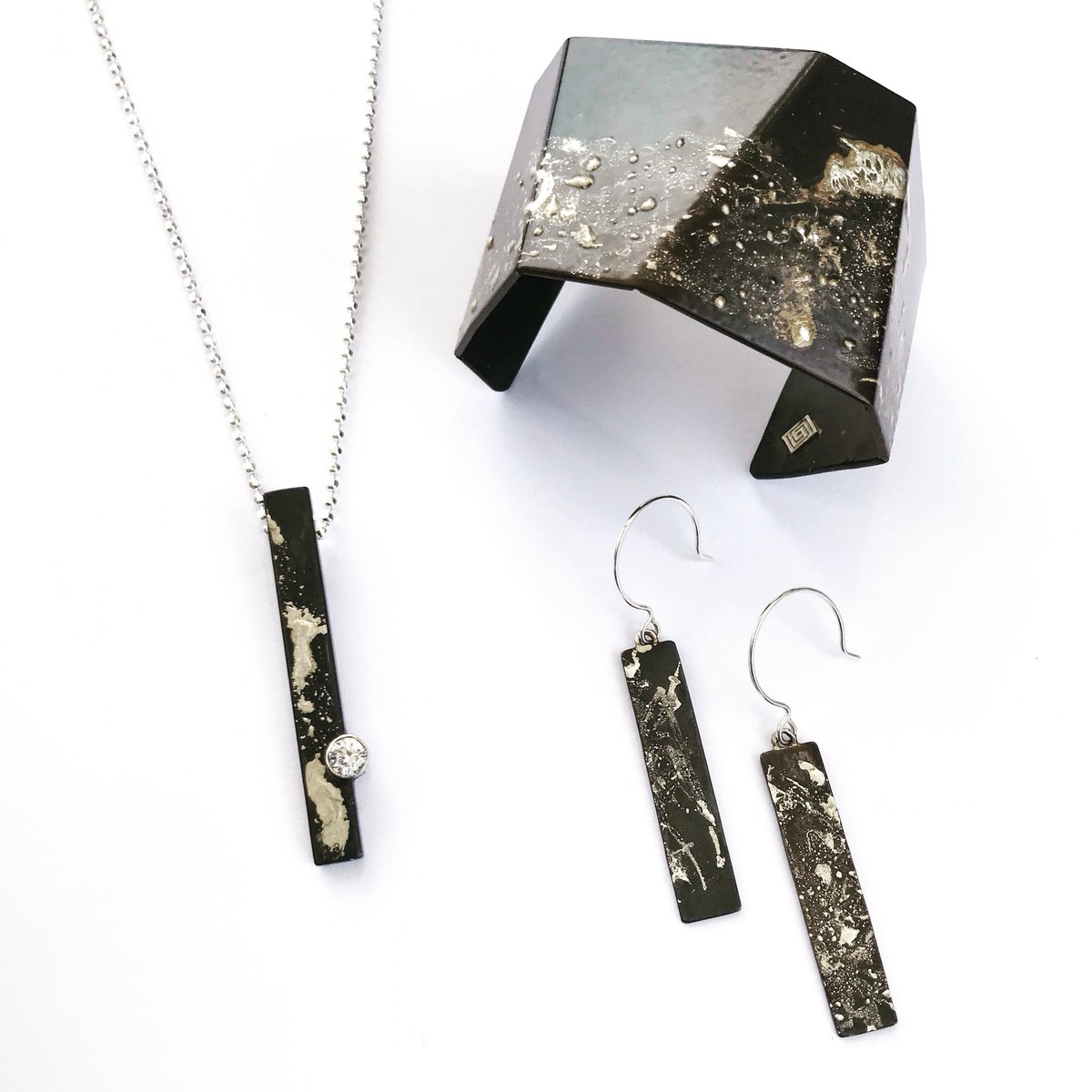 vivasmithstudio's tweet photo. Save the date, we will be at the Cabbagetown Art &amp; Crafts Show Sept 7, 8 and 9. Fri 1pm to 7pm, Sat and Sunday 10am to 6pm. Hope to see you there! https://t.co/IvFo3ZTOxE