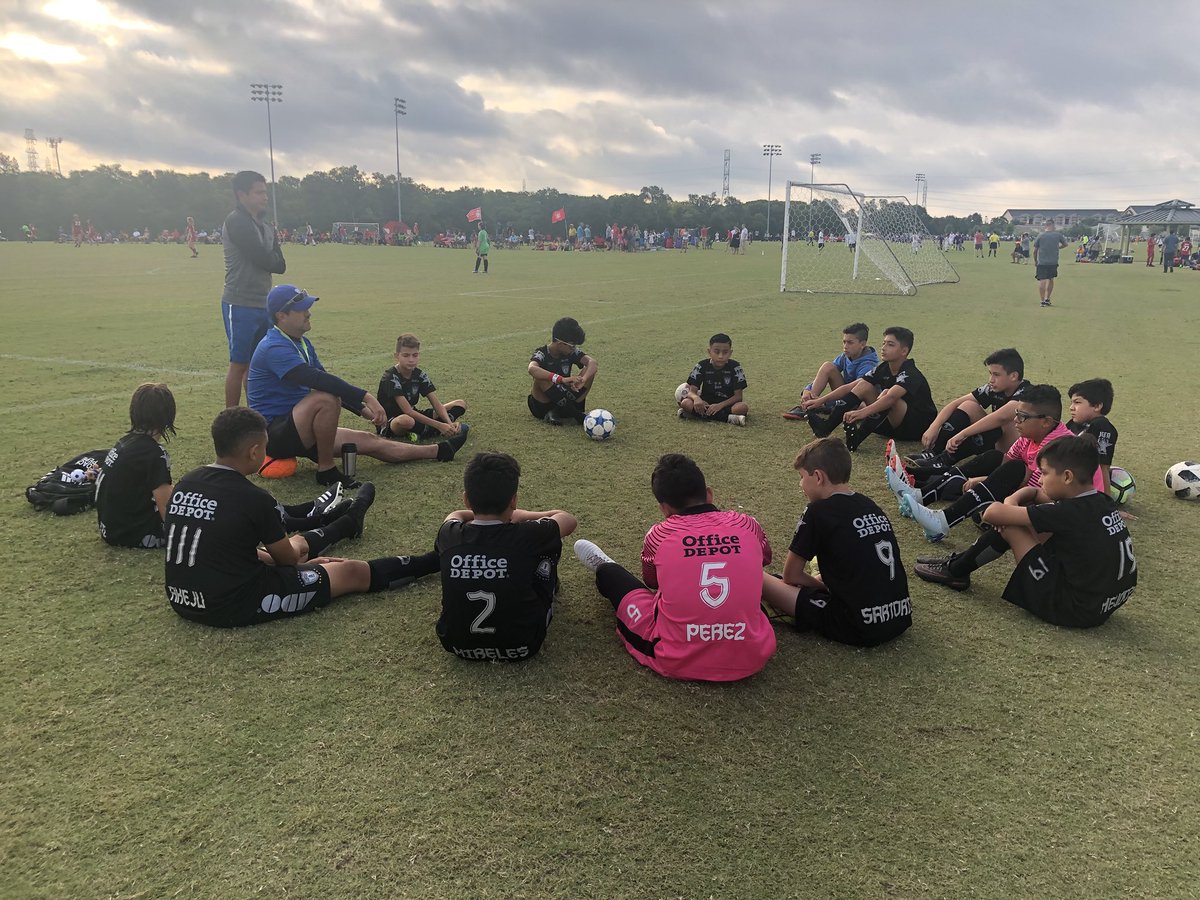 mvidriosc's tweet photo. So proud of each one these players ..Great Job boys!๐๐ผ๐๐ผโฝ๏ธ #MVidrioSC #Deer #prelabordaytournament #ACYSO #Final https://t.co/Cc7mWeE13u