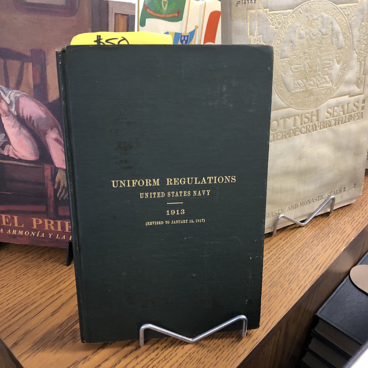 RecycledReadsTX's tweet photo. Have you ever shopped our collectibles & specially priced area? Some of the few things that we have that are over $2.00. There is some really cool stuff there! So we decided to showcase some! Here is a teaser for you! #atx #Austin #books #austinreads #bookstore @AustinPublicLib https://t.co/rSvAUDpeSX
